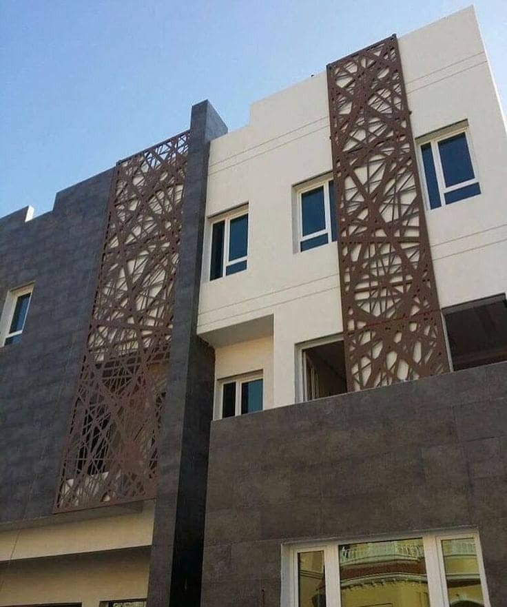 هياكل حديد للمظلات وخيارات تنفيذها في الدمام