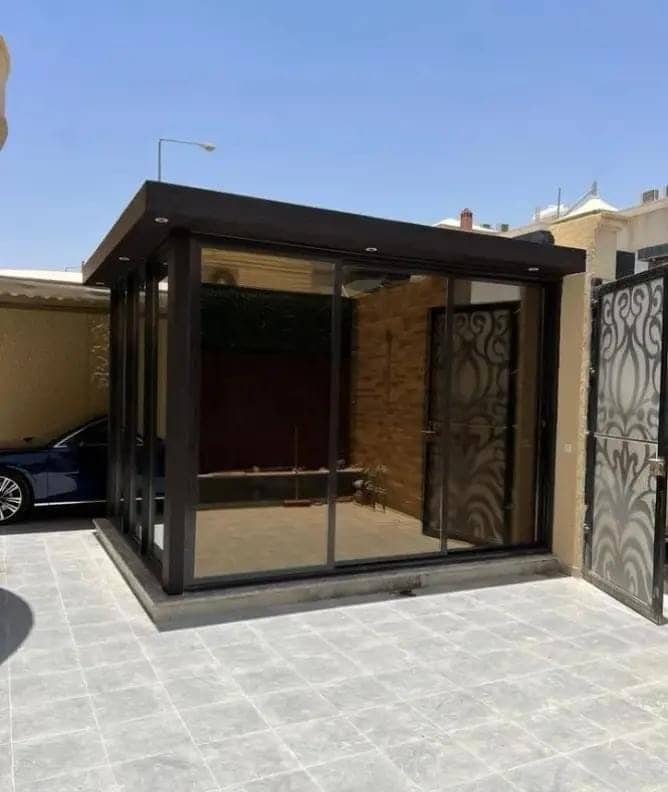 هياكل حديد للمظلات وخيارات تنفيذها في المنطقة الشرقية